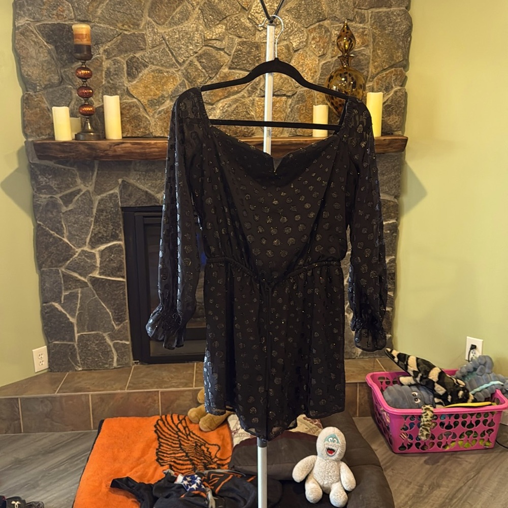 EXPRESS NWT Black Metallic Dot Romper Size Medium